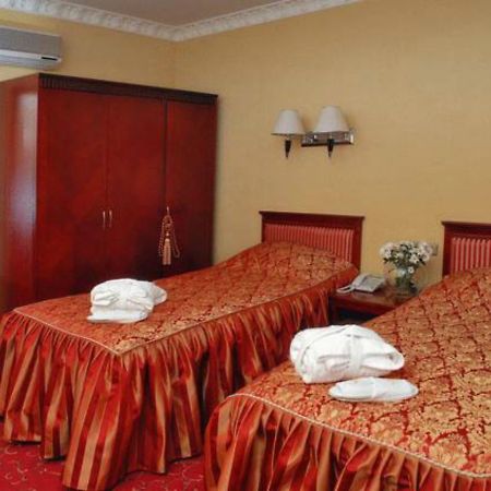 Royal Hotels And Spa Resorts Promenad Truskavets Luaran gambar