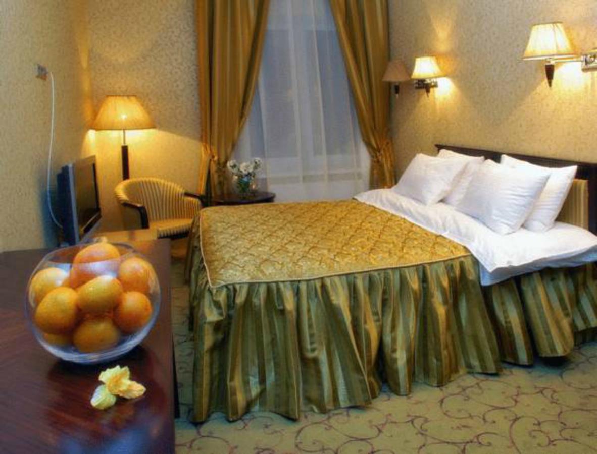 Royal Hotels And Spa Resorts Promenad Truskavets Luaran gambar