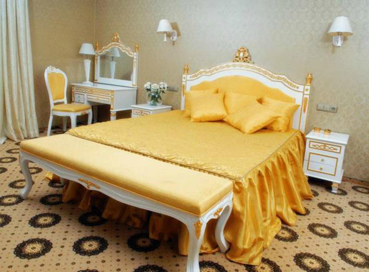 Royal Hotels And Spa Resorts Promenad Truskavets Luaran gambar